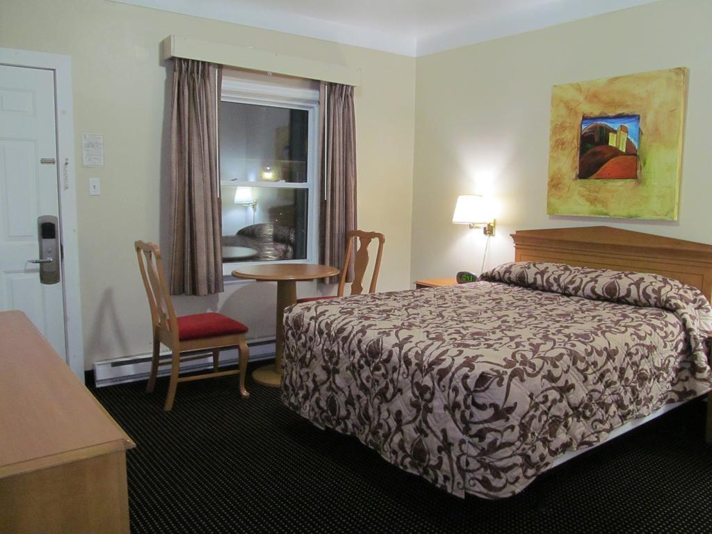 Knights Inn London Ontario Quarto foto