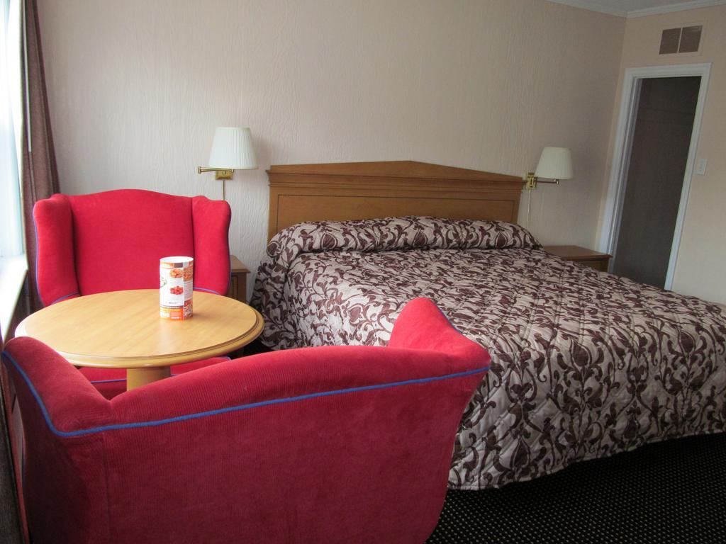 Knights Inn London Ontario Quarto foto